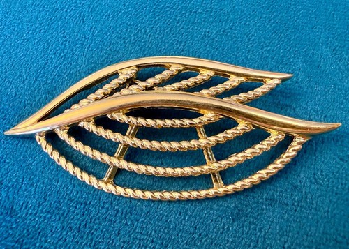 Spilla vintage trifari foglia - spilla,
