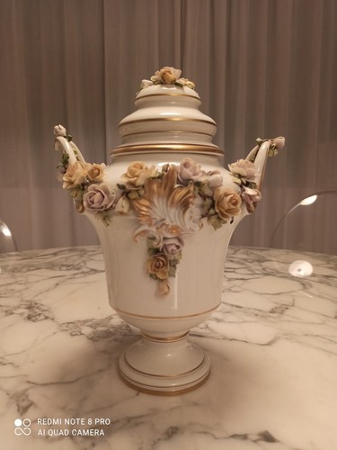 Vaso porcellana di - in,