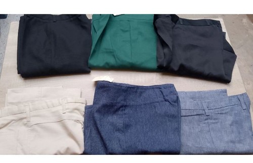 Stock pantaloni a - pantaloni, zampa