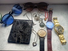 LOTTO oggetti vari occhiali orologi bigiotteria da riparare