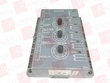 HONEYWELL W7100F-1003 / W7100F1003 (USED)