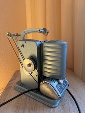 #P17- Raro Proiettore Film