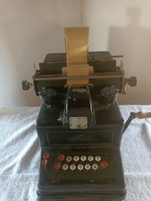 MACCHINA ADDIZIONATRICE