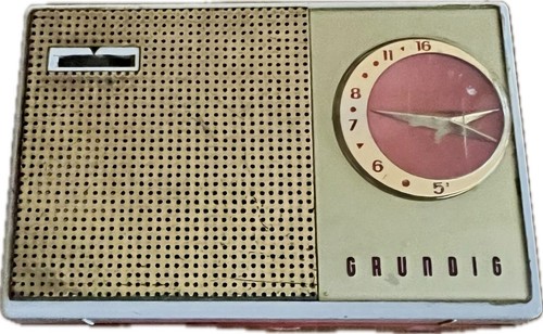 Radio vintage grunding 1125017 - radio,