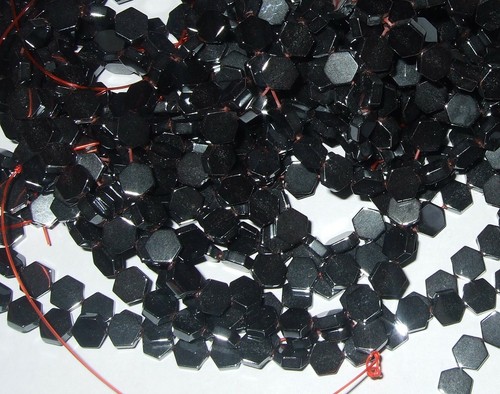 Pietre dure forate ematite - -,