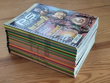 PSM/PS Mania 2.0 Lotto 24 Riviste + Poster + Adesivi - Retrogaming - Come Nuove!