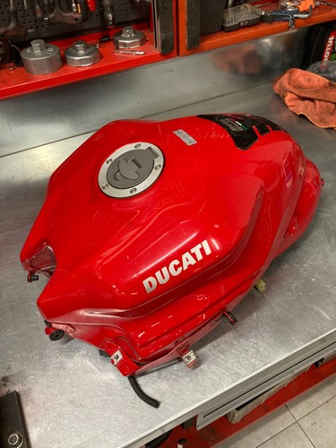 Serbatoio ducati supersport - serbatoio,