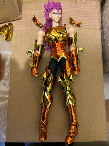 Saint cloth myth - myth, io