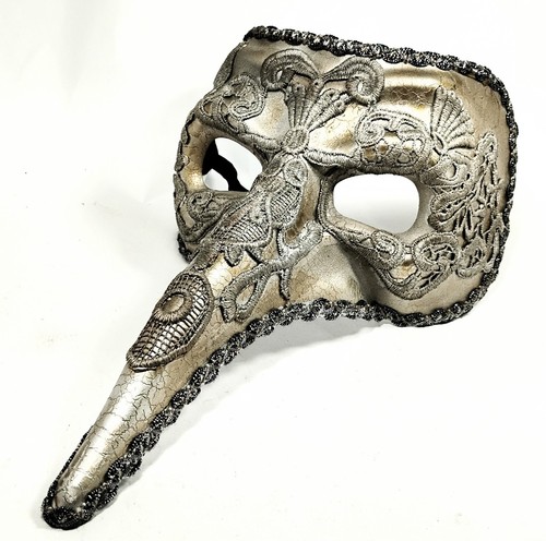 Maschera naso lungo brasiliana