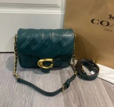 Borsa a tracolla Coach Cw629 Times Square Tabby trapuntata tracolla pelle verde