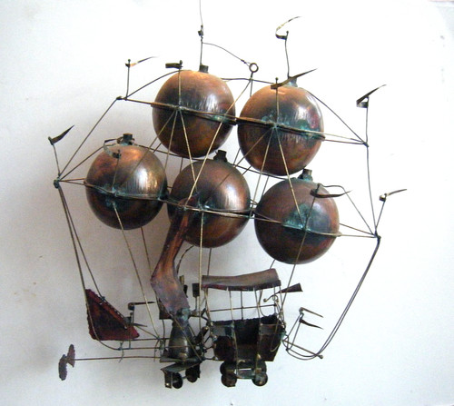 Scultura mobile nave