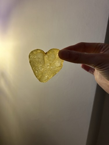 Heart shaped crisp walkers - heart,