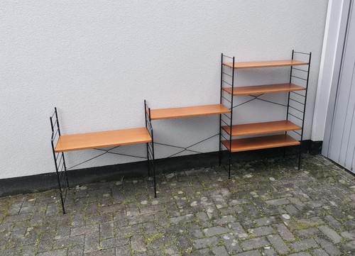 Scaffale vintage stile famosi