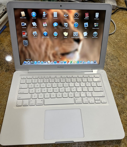 Apple macbook a1342 bianco - macbook,