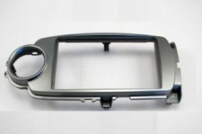 MASCHERINA AUTORADIO NAVIGATORE 2 DIN TOYOTA YARIS SILVER DAL 2015 CON GABBIA
