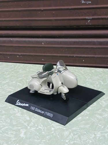 Modellino vespa 150 sidecar - 150,