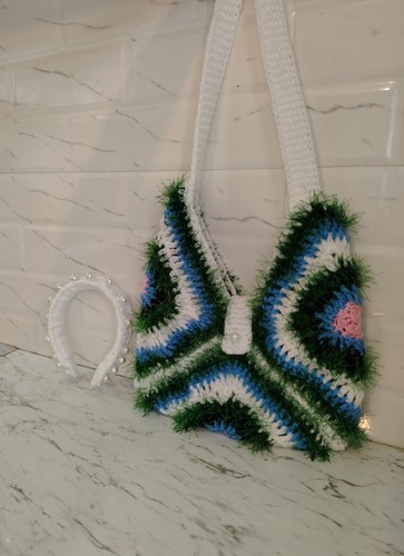 Borsa all uncinetto fatta - fatta, a