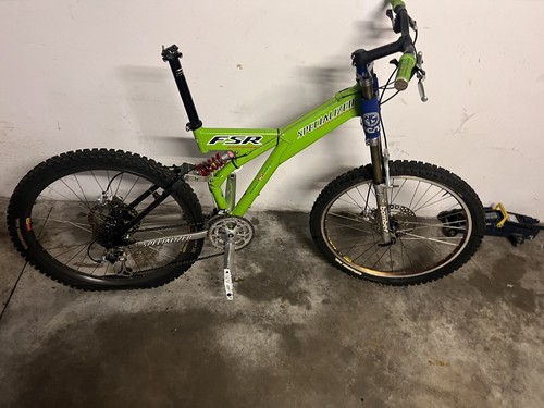 Mountain bike - mountain,