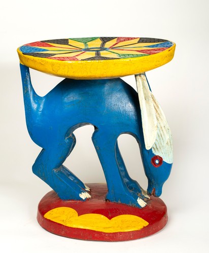 Sgabello africano dipinto arte