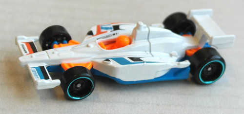 Hot wheels 2011 indycar oval - hot,