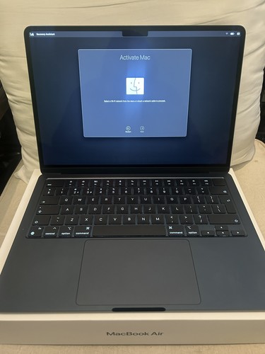 Apple macbook air inch m2 - 13.6,