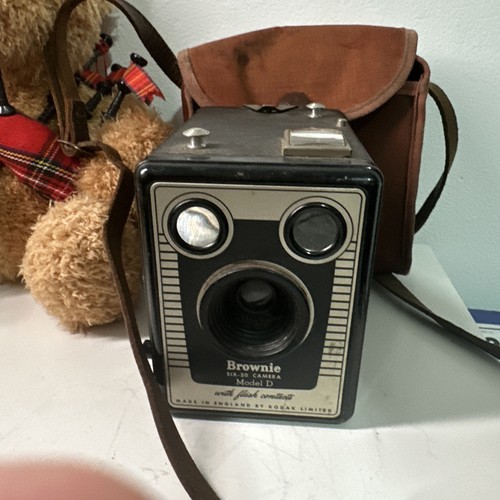 Kodak brownie six model d - brownie,
