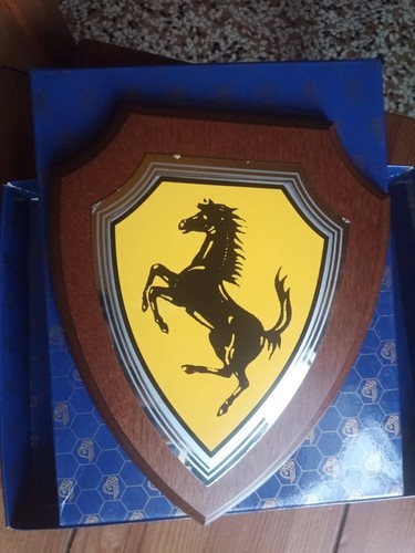 Scudo stemma ferrari legno - scudo, con