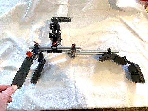 Shape bmpccog shoulder - bmpccog, rig