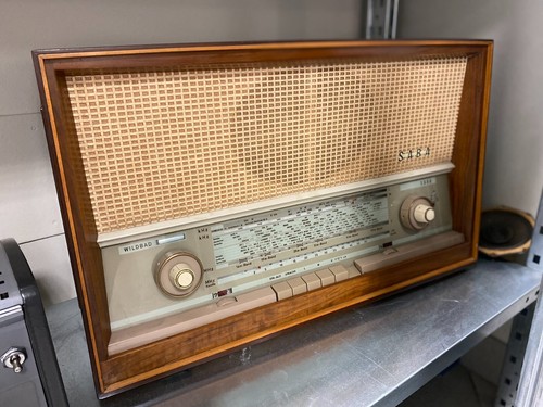 Vintage saba wildbad radio - vintage,