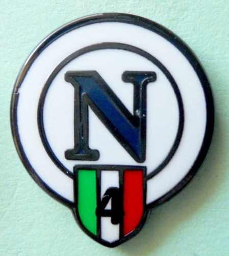 Distintivo spilla pin - distintivo, badge