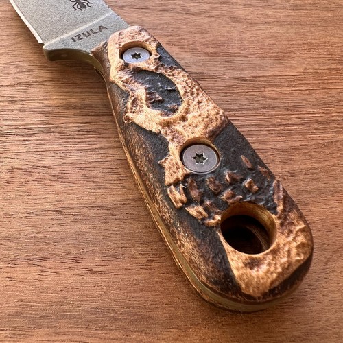 Bilancia shadowskull per esee - per,