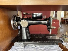 MACCHINA DA CUCIRE ANTICA