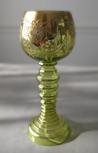 Bohemian moser calice roemer - moser,