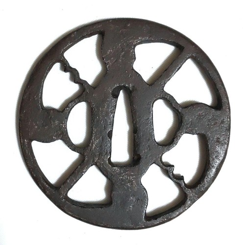 Japanese tsuba owari sukashi - japanese,