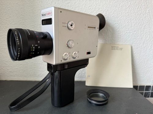 Macchina fotografica - , a