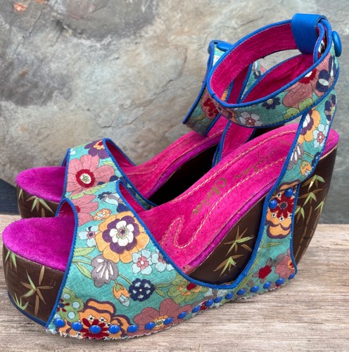 Sandali con zeppa legno - con,