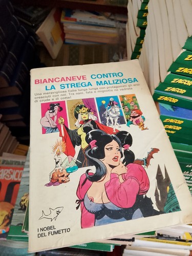 Biancaneve controla strega - controla,
