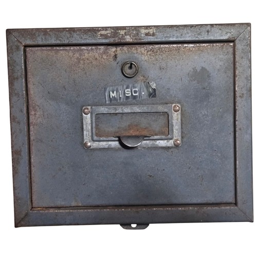 Cassetto portadocumenti