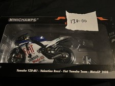 Yamaha yzr valentino - yzr-m1, ·