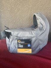 Borsa fotocamera a tracolla passaporto Lowepro per fotografia DSLR e borsa fotocamera da viaggio