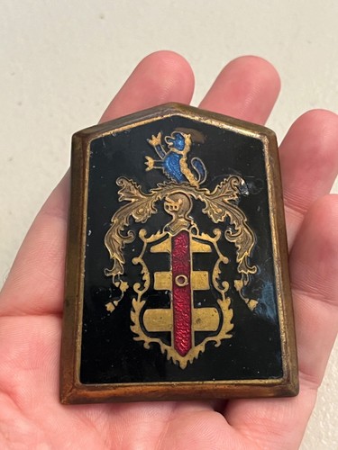 Bellissimo emblema distintivo