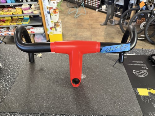 Bmc cockpit ics carbon - ics, red