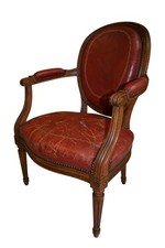 elegante poltrona stile Luigi