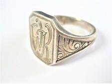 Antico Anello con Sigillo