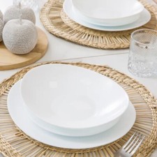 SERVIZIO DI PIATTI PER TAVOLA