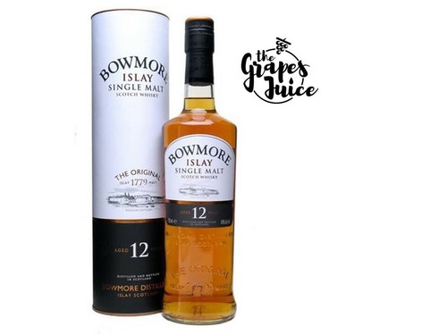 Bowmore year old scotch - year,