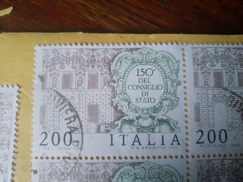Francobollo italia 200 - italia,