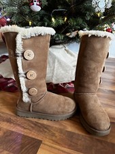 Ugg Bailey Button Triplet
