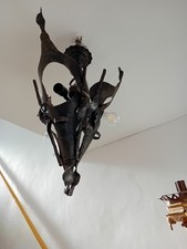 Lampadario in ferro battuto – design brutalista anni ’60–’70