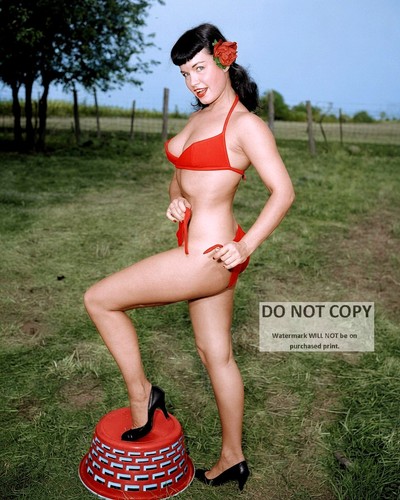 Pin modella attrice - e,
